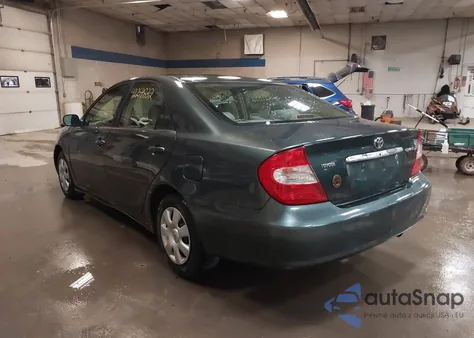 2003 Toyota Camry Le/Se/Xle z USA, uszkodzony, nr VIN 4T1BE32K034687046